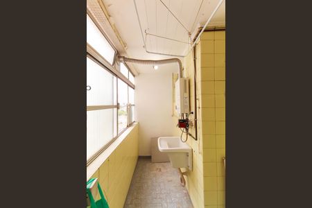 Apartamento à venda com 72m², 2 quartos e 1 vagaÁrea de Serviço