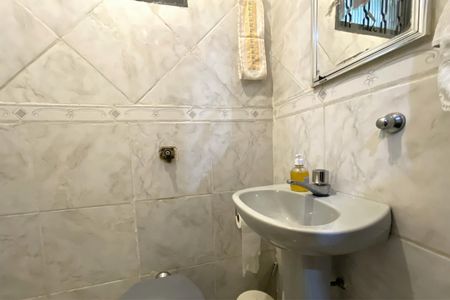 Casa à venda com 124m², 3 quartos e 2 vagasBanheiro da Suíte