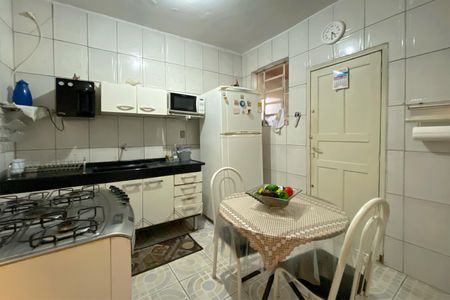 Casa à venda com 124m², 3 quartos e 2 vagasCozinha