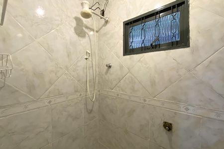 Casa à venda com 124m², 3 quartos e 2 vagasBanheiro da Suíte