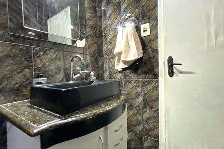 Casa à venda com 124m², 3 quartos e 2 vagasBanheiro