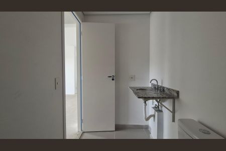 Apartamento à venda com 68m², 2 quartos e 1 vaga Apartamento à venda com 68m², 2 quartos e 1 vagaBanheiro
