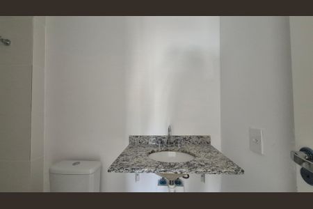 Apartamento à venda com 70m², 2 quartos e 2 vagasBanheiro da Suíte