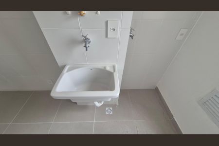 Apartamento à venda com 70m², 2 quartos e 2 vagasLavanderia