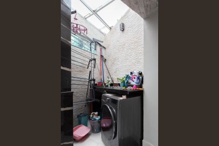 Casa à venda com 127m², 3 quartos e 2 vagas Casa à venda com 127m², 3 quartos e 2 vagasÁrea de Serviço