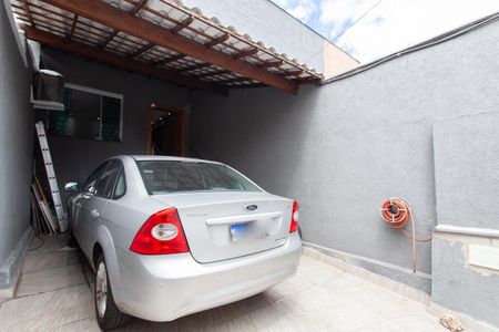 Casa à venda com 127m², 3 quartos e 2 vagas Casa à venda com 127m², 3 quartos e 2 vagasGaragem