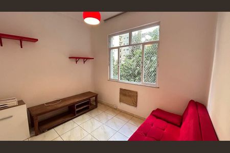 Apartamento à venda com 2 quartos, 44m² em Copacabana, Rio de Janeiro