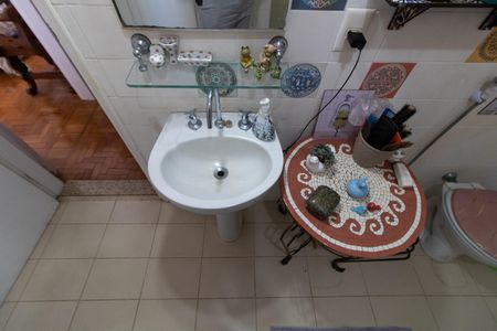 Apartamento à venda com 98m², 3 quartos e 1 vaga Apartamento à venda com 98m², 3 quartos e 1 vagaBanheiro