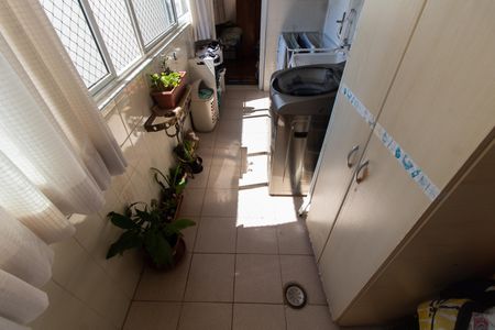 Apartamento à venda com 98m², 3 quartos e 1 vaga Apartamento à venda com 98m², 3 quartos e 1 vagaÁrea de Serviço