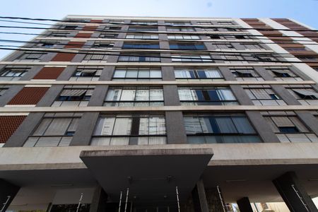 Apartamento à venda com 98m², 3 quartos e 1 vaga Apartamento à venda com 98m², 3 quartos e 1 vagaFachada