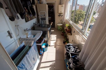 Apartamento à venda com 98m², 3 quartos e 1 vaga Apartamento à venda com 98m², 3 quartos e 1 vagaÁrea de Serviço