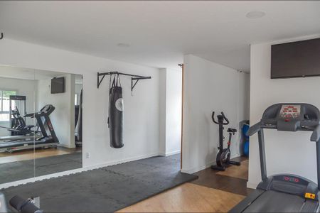 Apartamento à venda com 61m², 2 quartos e 1 vaga Apartamento à venda com 61m², 2 quartos e 1 vagaÁrea comum - Academia