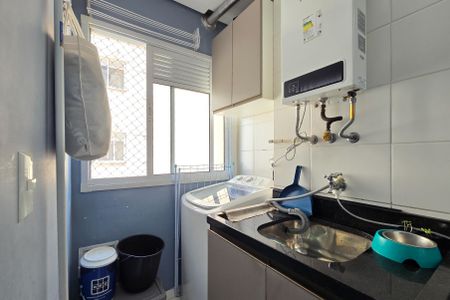 Apartamento à venda com 61m², 2 quartos e 1 vaga Apartamento à venda com 61m², 2 quartos e 1 vagaÁrea de Serviço