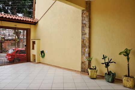 Casa à venda com 168m², 4 quartos e 4 vagasGaragem