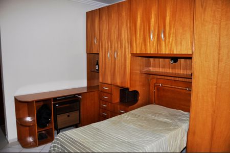 Casa à venda com 168m², 4 quartos e 4 vagasSuíte 2