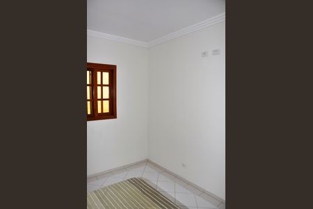 Casa à venda com 168m², 4 quartos e 4 vagasSuíte 2