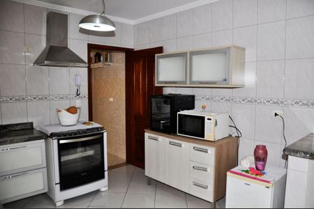 Casa à venda com 168m², 4 quartos e 4 vagasCozinha