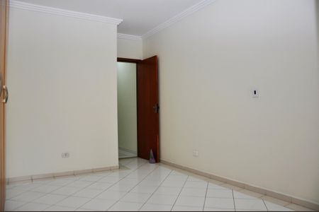 Casa à venda com 168m², 4 quartos e 4 vagasSuíte