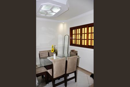 Casa à venda com 168m², 4 quartos e 4 vagasCopa