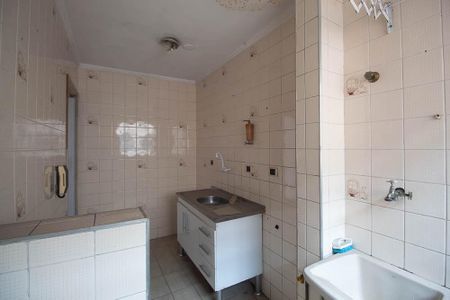 Apartamento para alugar com 50m², 2 quartos e 1 vaga Apartamento para alugar com 50m², 2 quartos e 1 vagaCozinha e Área de Serviço