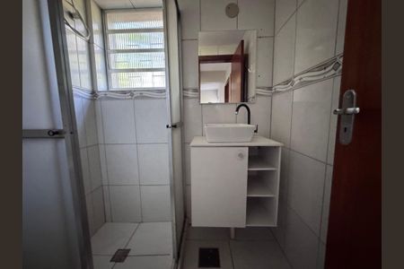 Apartamento à venda com 50m², 2 quartos e 1 vaga Apartamento à venda com 50m², 2 quartos e 1 vagaBanheiro
