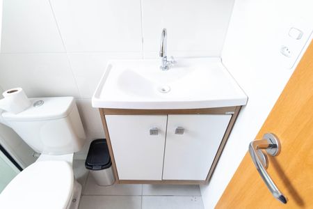 Apartamento para alugar com 41m², 2 quartos e sem vagaBanheiro