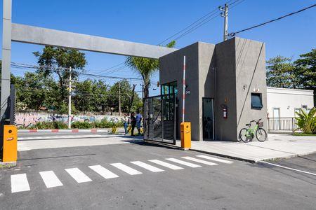 Apartamento para alugar com 41m², 2 quartos e sem vagaFachada e portaria