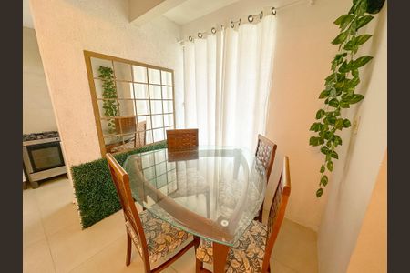 Sala de Jantar de apartamento para alugar com 2 quartos, 65m² em Ingleses Norte, Florianópolis