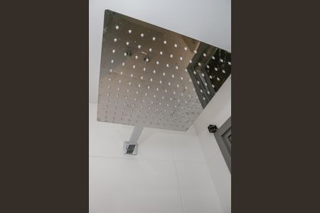 Apartamento à venda com 69m², 2 quartos e 3 vagas Apartamento à venda com 69m², 2 quartos e 3 vagasBanheiro da Suíte