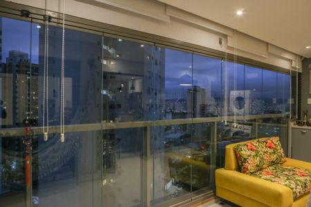 Apartamento à venda com 69m², 2 quartos e 3 vagas Apartamento à venda com 69m², 2 quartos e 3 vagasVista do Quarto