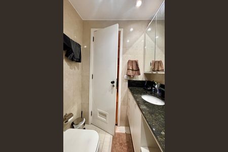 Apartamento à venda com 95m², 2 quartos e 1 vagaBanheiro social