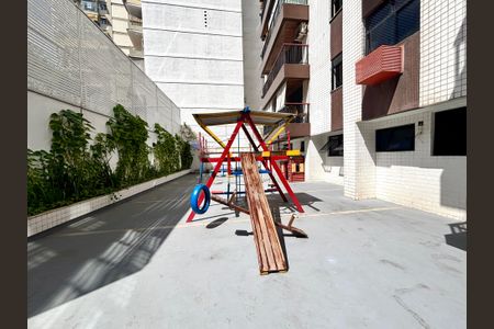 Apartamento à venda com 95m², 2 quartos e 1 vagaÁrea comum - parque infantil