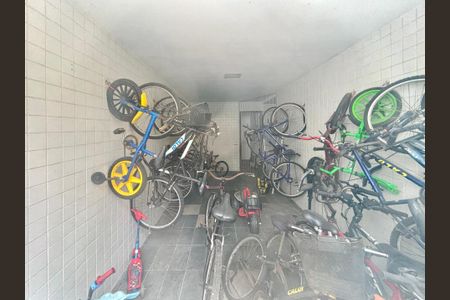 Apartamento à venda com 95m², 2 quartos e 1 vagaÁrea comum - bicicletário