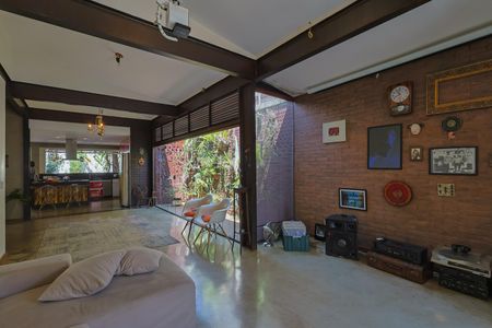 Sala de casa à venda com 3 quartos, 200m² em Renascença, Belo Horizonte