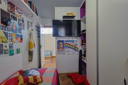 Quarto 2 de casa à venda com 3 quartos, 200m² em Renascença, Belo Horizonte