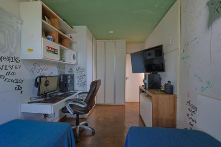 Casa à venda com 200m², 3 quartos e 2 vagas Casa à venda com 200m², 3 quartos e 2 vagasQuarto 1