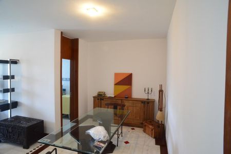 Sala de apartamento à venda com 1 quarto, 65m² em Barra da Tijuca, Rio de Janeiro