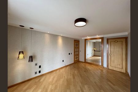 Apartamento à venda com 4 quartos, 370m² em Jardim Fonte do Morumbi, São Paulo