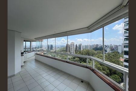 Apartamento à venda com 370m², 4 quartos e 5 vagas
