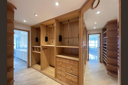 Apartamento à venda com 370m², 4 quartos e 5 vagas