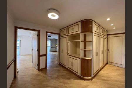 Apartamento à venda com 370m², 4 quartos e 5 vagas