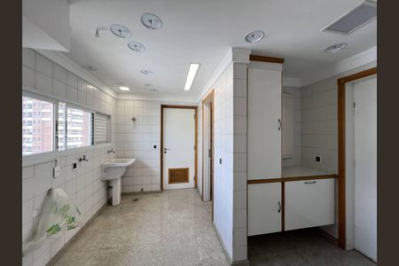 Apartamento à venda com 370m², 4 quartos e 5 vagas