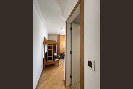 Apartamento à venda com 370m², 4 quartos e 5 vagas