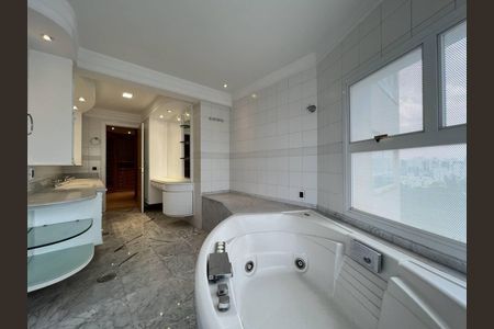 Apartamento à venda com 370m², 4 quartos e 5 vagas