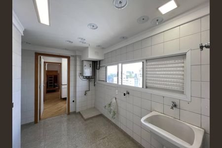 Apartamento à venda com 370m², 4 quartos e 5 vagas