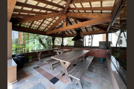 Apartamento à venda com 370m², 4 quartos e 5 vagas