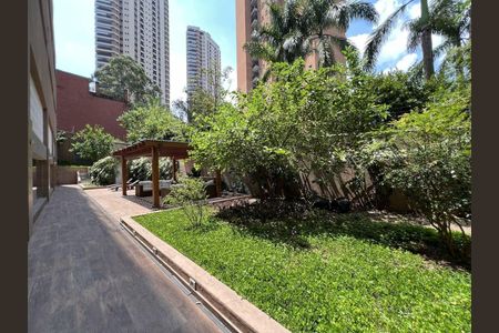 Apartamento à venda com 370m², 4 quartos e 5 vagas