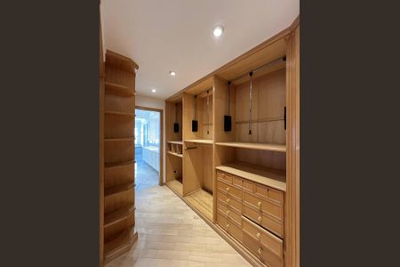 Apartamento à venda com 370m², 4 quartos e 5 vagas