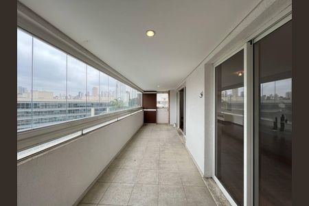 Apartamento à venda com 261m², 4 quartos e 4 vagas