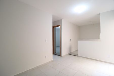 Sala de apartamento para alugar com 2 quartos, 49m² em Grand Ville, Uberlândia